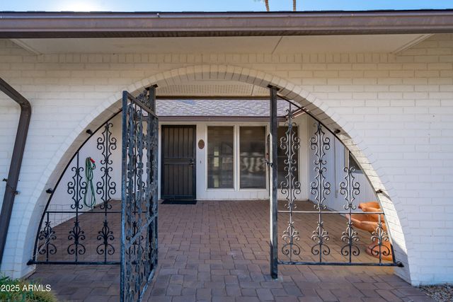 19820 N Cherry Tree Lane, Sun City, AZ 85373