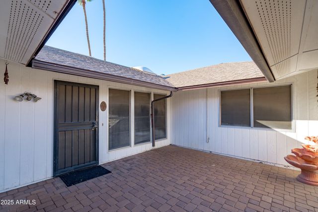 19820 N Cherry Tree Lane, Sun City, AZ 85373