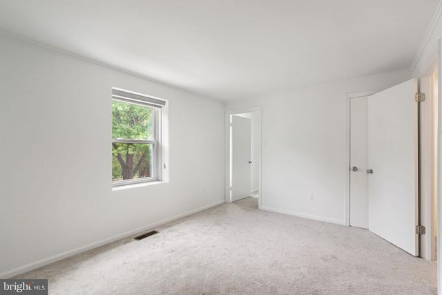 3050 SILENT VALLEY DR, Fairfax, VA 22031