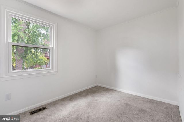 3050 SILENT VALLEY DR, Fairfax, VA 22031
