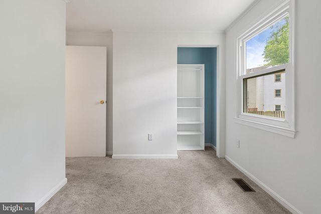 3050 SILENT VALLEY DR, Fairfax, VA 22031