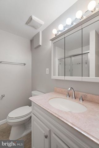 3050 SILENT VALLEY DR, Fairfax, VA 22031