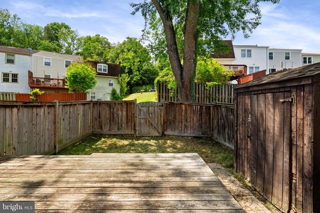 3050 SILENT VALLEY DR, Fairfax, VA 22031
