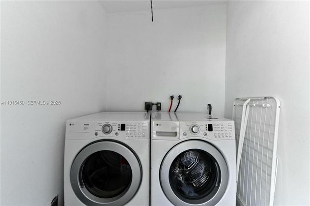 528 Burgundy K, Delray Beach, FL 33484