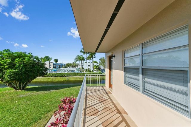 528 Burgundy K, Delray Beach, FL 33484