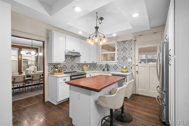 4934 Walsh Street, St Louis, MO 63109