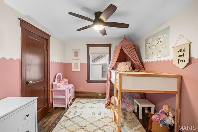 4934 Walsh Street, St Louis, MO 63109