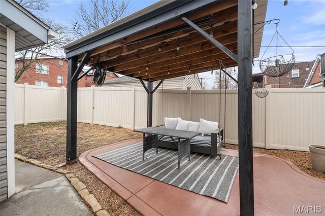 4934 Walsh Street, St Louis, MO 63109