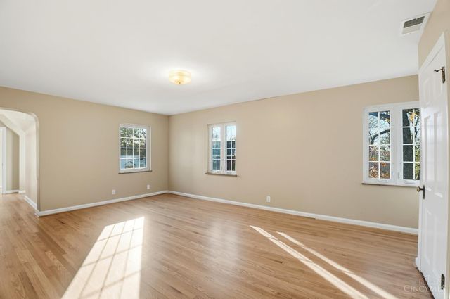 2728 Ridgewood Avenue, Columbia Twp, OH 45213