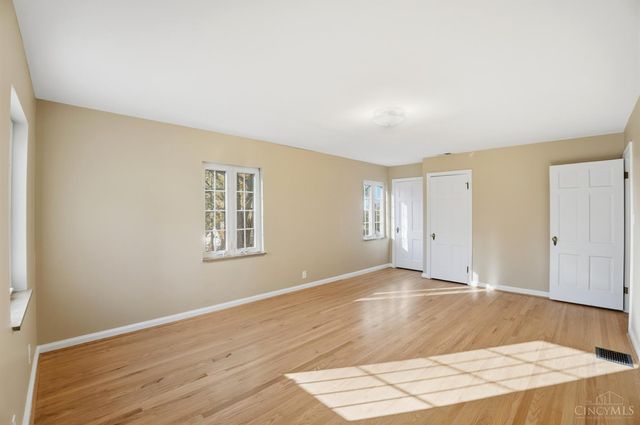 2728 Ridgewood Avenue, Columbia Twp, OH 45213