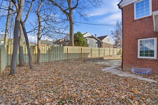 2728 Ridgewood Avenue, Columbia Twp, OH 45213