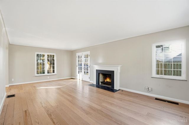 2728 Ridgewood Avenue, Columbia Twp, OH 45213