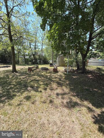 2 SPRUCE BLVD, Browns Mills, NJ 08015