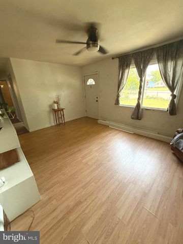 2 SPRUCE BLVD, Browns Mills, NJ 08015
