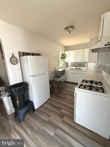 2 SPRUCE BLVD, Browns Mills, NJ 08015