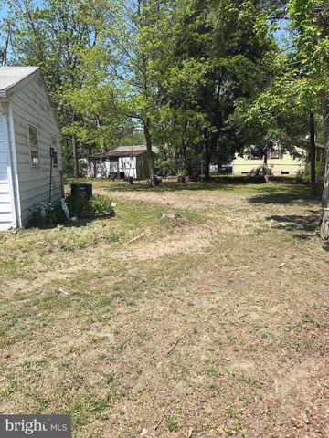 2 SPRUCE BLVD, Browns Mills, NJ 08015