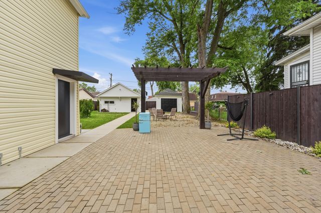 2621 Orchard Street, Blue Island, IL 60406