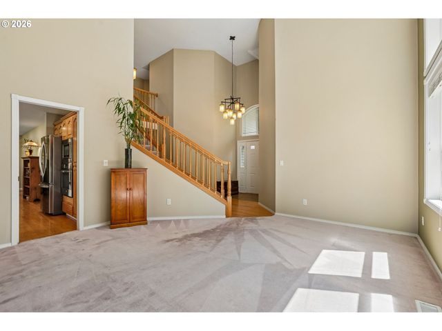 10941 Nw SUPREME Ct, Portland, OR 97229