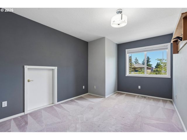 10941 Nw SUPREME Ct, Portland, OR 97229