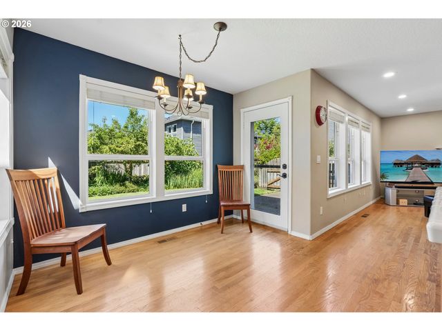 10941 Nw SUPREME Ct, Portland, OR 97229