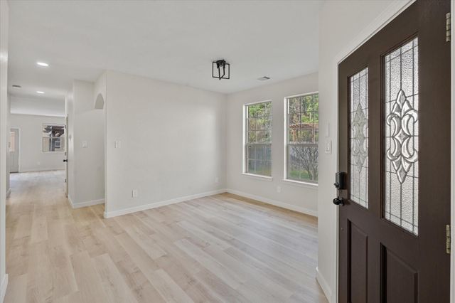 14151 Astonshire Lane, Houston, TX 77014