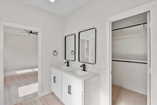 14151 Astonshire Lane, Houston, TX 77014