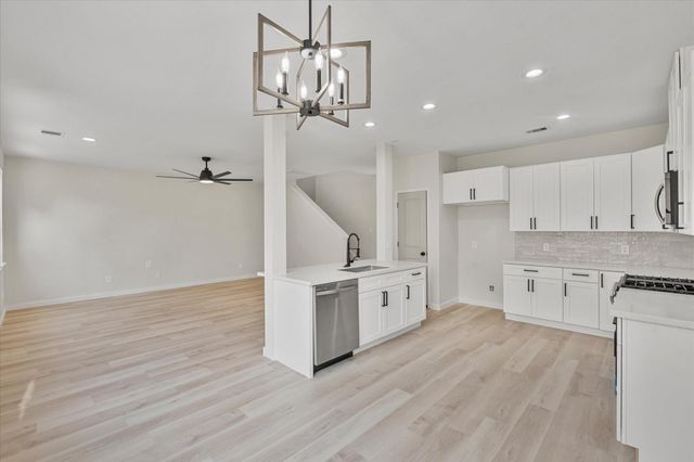 14151 Astonshire Lane, Houston, TX 77014