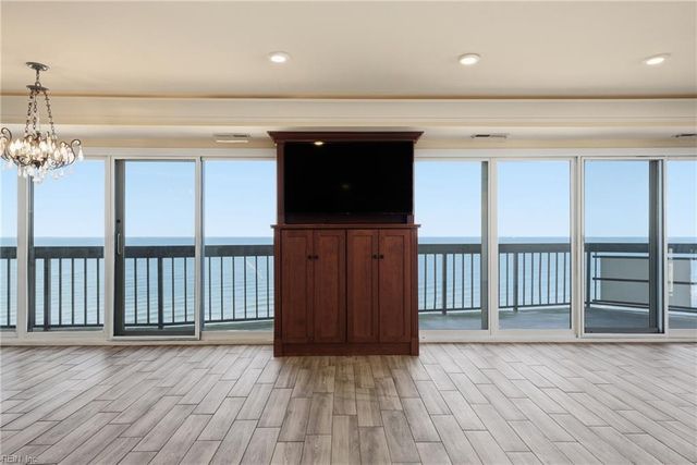 2830 Shore Dr Apt 802, Virginia Beach, VA 23451