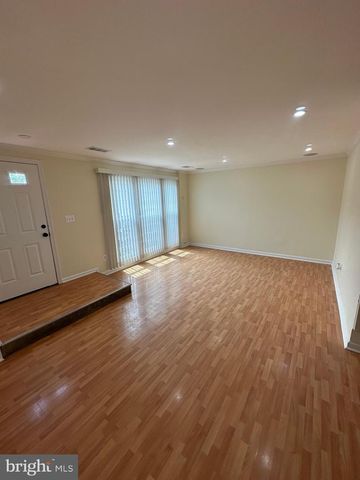 9341 GOOSEBERRY DR, Manassas, VA 20110