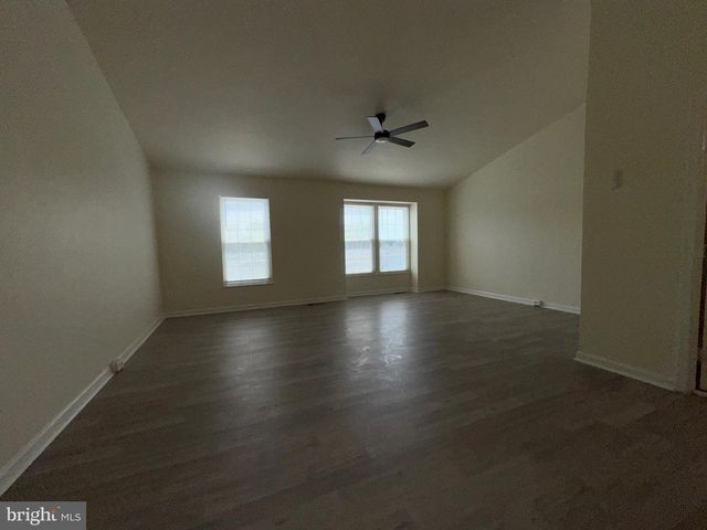 9341 GOOSEBERRY DR, Manassas, VA 20110