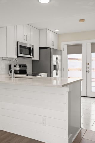 6410 Chimney Creek CIR B, Austin, TX 78723