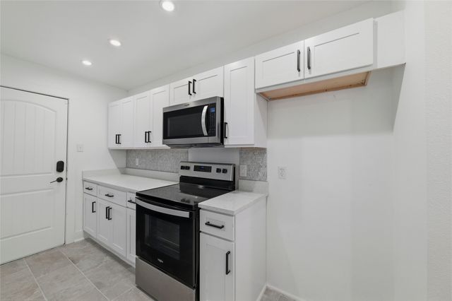 3071 Sunnyvale Street, Dallas, TX 75216