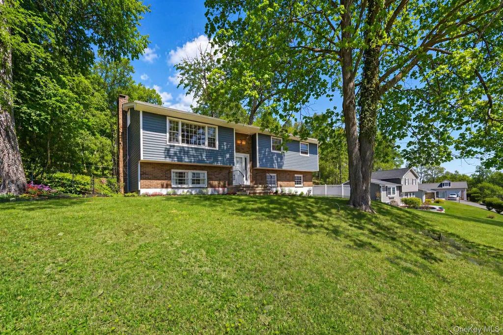 21 Yankee Maid Lane, Goshen, NY 10924