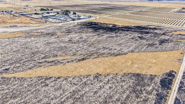 151 94th, Rosamond, CA 93560