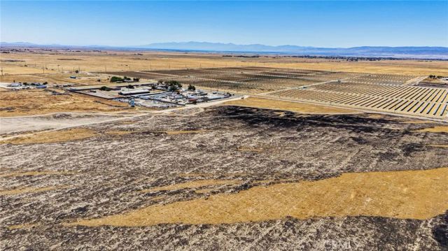 151 94th, Rosamond, CA 93560