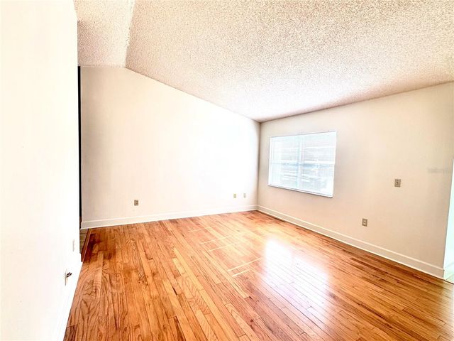 566 NORTHRIDE TRAIL, Lakeland, FL 33813