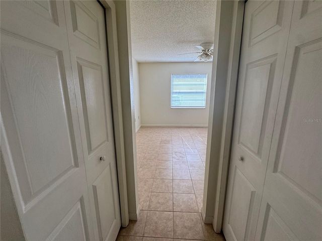 566 NORTHRIDE TRAIL, Lakeland, FL 33813