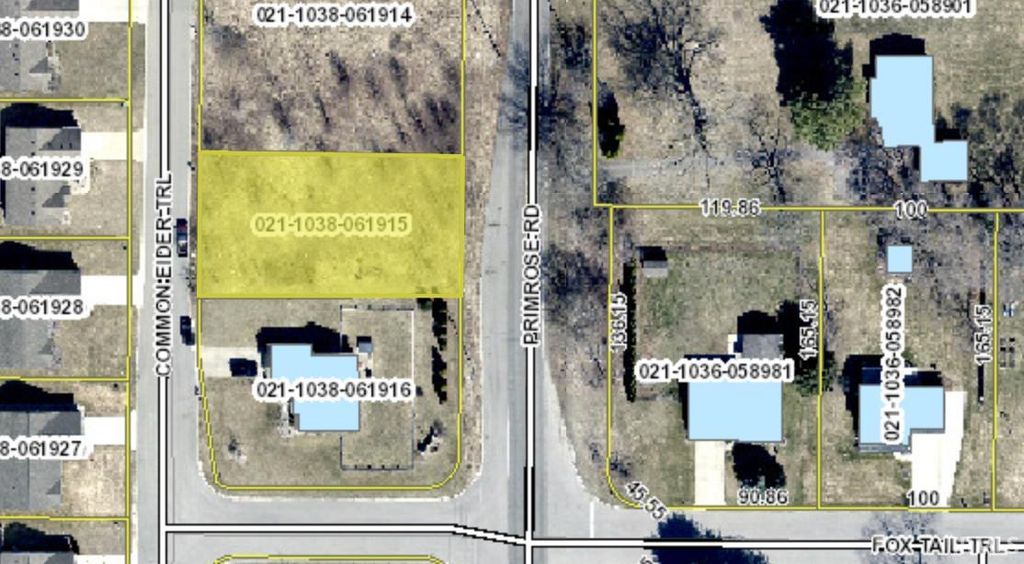 52628 Common Eider Trail, South Bend, IN 46628