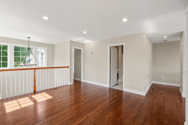 7 Riverwalk Ln 7, Walpole, MA 02032