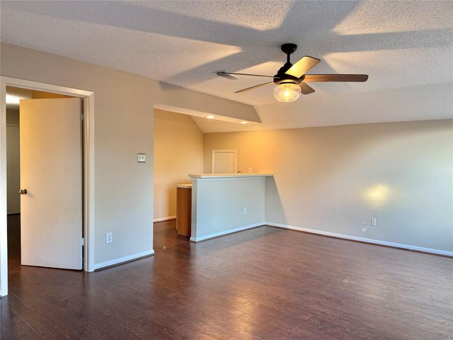 2923 Cottonfield Way, Sugar Land, TX 77479