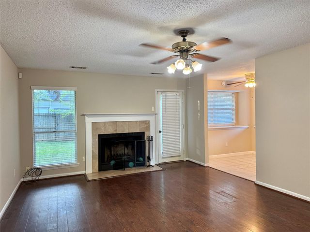2923 Cottonfield Way, Sugar Land, TX 77479