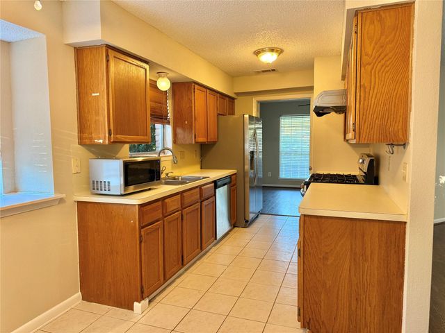 2923 Cottonfield Way, Sugar Land, TX 77479