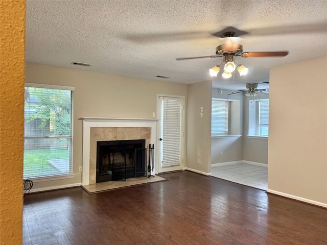 2923 Cottonfield Way, Sugar Land, TX 77479
