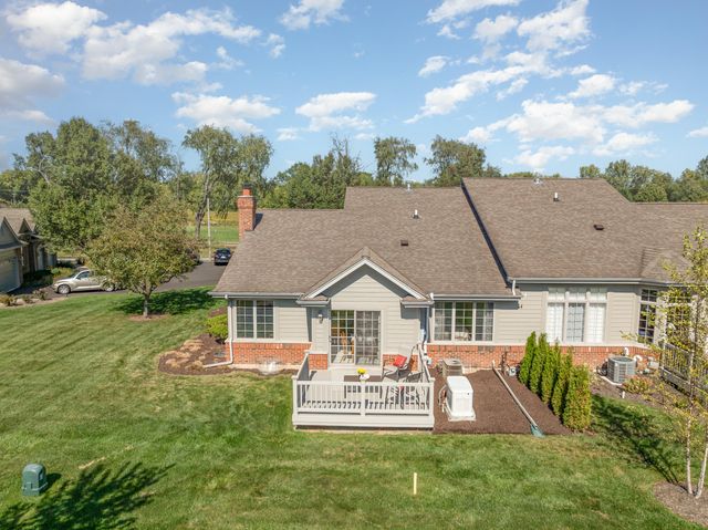 3226 N Briar Leaf Court, La Porte, IN 46350