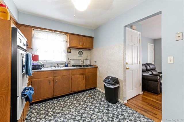 174 S Long Beach Road, Rockville Centre, NY 11570