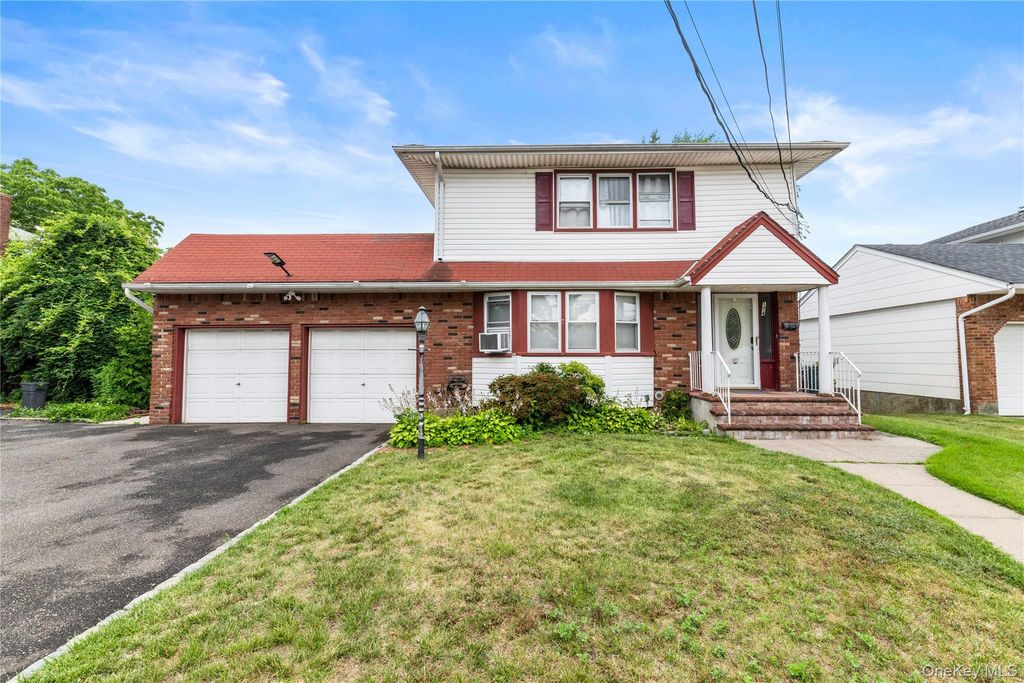 174 S Long Beach Road, Rockville Centre, NY 11570