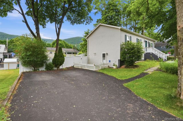 21 Overlook Avenue, Beacon, NY 12508