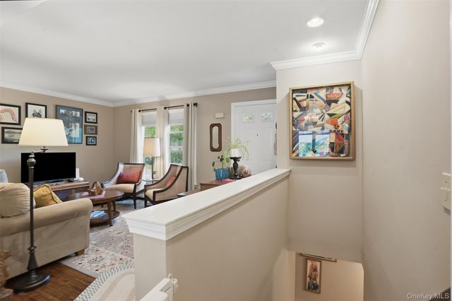 21 Overlook Avenue, Beacon, NY 12508