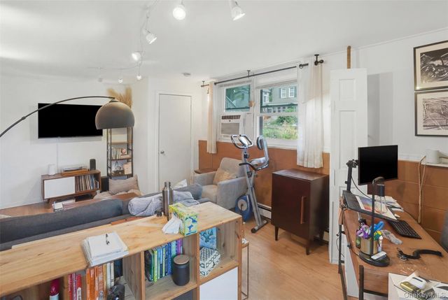 21 Overlook Avenue, Beacon, NY 12508