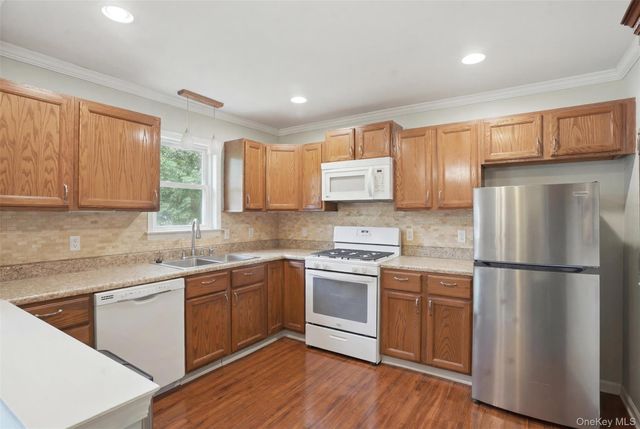 21 Overlook Avenue, Beacon, NY 12508